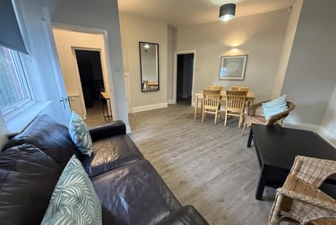 2 bed flat, Birch Lane, Longsight, Manchester, M130WW - Image 4